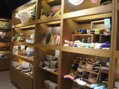 -诚品(信义店)
