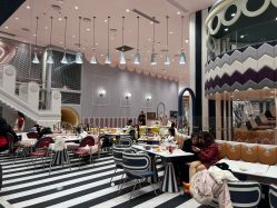 -奈尔宝家庭中心·亲子餐厅(鄞州万达店)