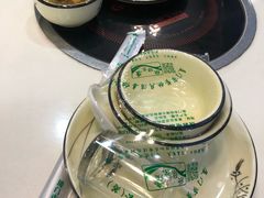 -鑫悦楼煎蟹·16年海鲜大排档