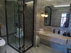 -贝尔大酒店(海拉尔伊仕丹购物广场店)