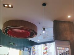 -舌尖尖传统小吃(万达店)