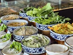 米粉配菜-云端西餐厅(南宁龙光那莲豪华精选酒店)