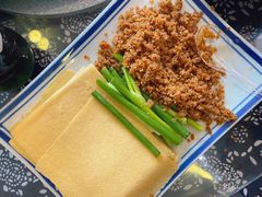 -八两八金·莱芜特色炒鸡(市南漳浦路店)