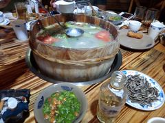 -秋语木桶鱼.酸菜鱼(开发区火车站店)