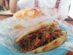 -老西关黄老太牛肉烧饼