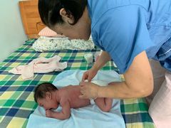 -娜姐娜娜家·月嫂·育儿嫂(嘉妇幼店)