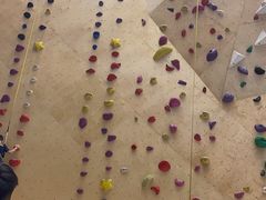 -ROCKPLUS攀岩馆(环宇城店)