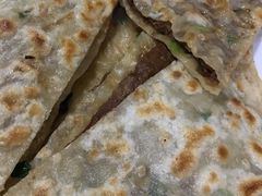 -溢心园香河肉饼总店