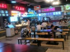 大堂-八一好吃街·高品美食广场