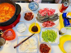 -海底捞火锅鲜切牛肉主题店(长寿路店)