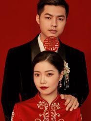 -都市丽人婚纱摄影
