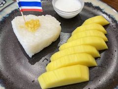 传统制法芒果糯米饭-曼谷食堂·泰国家庭料理(丹桂路店)
