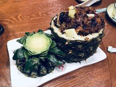 -老滇山寨•云南特色菜•地方菜•民族风情歌舞表演(金碧店)