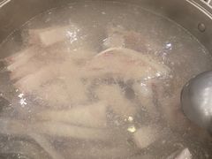 -正能量脆肉鲩火锅