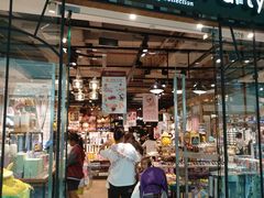 -The Green Party(湛江万达广场店)