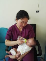 刘佃梅阿姨和宝宝-菁幼月子会所(儿童医院店)