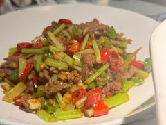 -卢大鲜鱼头捞饭(美利广场店)