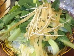 -武氏皖北网红三胖地锅鸡(桐城路店)