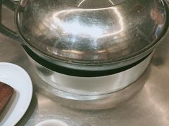 -胡须佬鸡煲四季火锅店(石厦西村直营店)