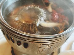 -雍和会海鲜姿造自助(湖东路店)