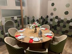 -红樱桃·欢乐餐厅(太原里店)