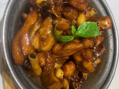 三杯鸡-峨嵋小镇·川菜(勒泰中心店)