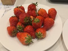 -金马门国际美食百汇(珞喻路店)