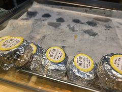 -鲍师傅糕点(青年汇店)