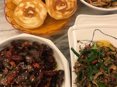 -蔼若春.传承三十年云南菜(金碧公园店)