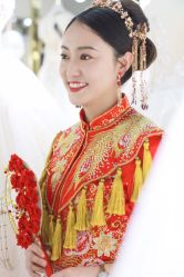 点击看大图 -现代经典婚纱摄影