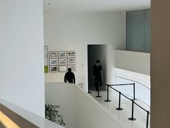 -罗红摄影艺术馆