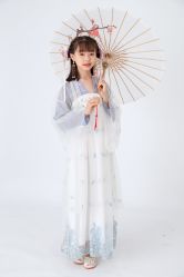 -小熊维尼高端儿童摄影(南山店)