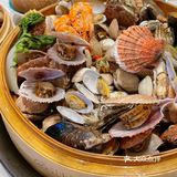 自带剥虾服务的海鲜店，爱了爱了！