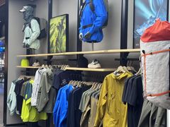 -凯乐石KAILAS(万国奥特莱斯店)
