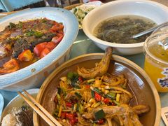 -刘姐啤酒鱼民族演艺餐厅(西街总店)