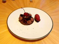 -迪拜帆船酒店海底餐厅