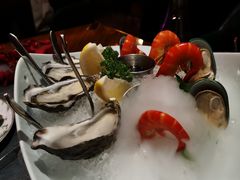 -YUE·6·西式融合餐厅(外滩六号店)