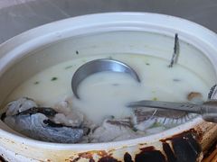 -天乐农家鱼头王(天目湖店)