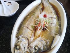 -七的湖·晚芳亭·阳澄湖农家菜·大闸蟹(莲花岛店)