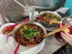-铁锅哥米线