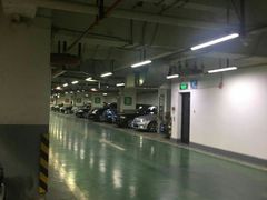 -飞洲国际广场-地下停车库