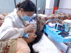 -首脑美容美发化妆美甲培训学校(龙岗校区)