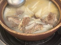 -胡须佬鸡煲四季火锅店(石厦西村直营店)