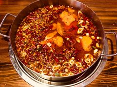 -乐山串串香老火锅(鼓楼店)