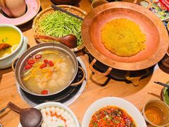 -吃饭皇帝大土家民族菜(正大广场店)