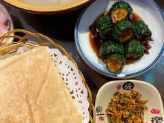 -富正毅三下锅·湘西韵味(天门山索道店)