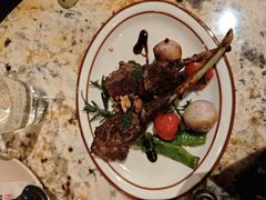 香烤羊排-BROWNSTONE布朗石西班牙餐厅(富城店)