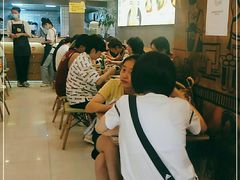 等位区-糖糖屋•糖水•雪花冰店(时尚天河店)