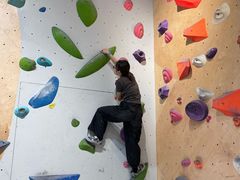 -ROCKPLUS攀岩馆(环宇城店)