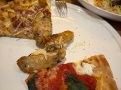 -城市大道红炉披萨烘焙坊